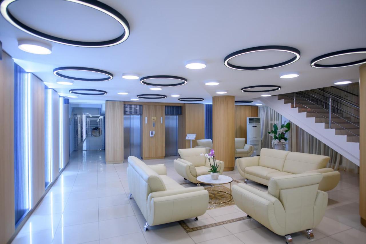 Hotel Tomis Мамая Екстериор снимка