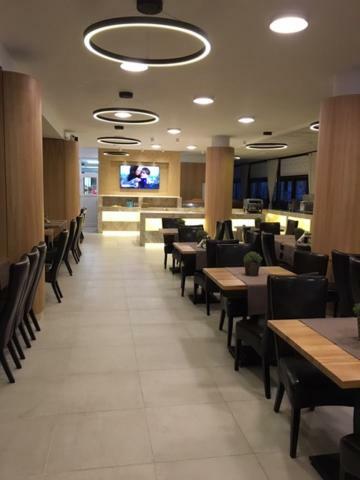 Hotel Tomis Мамая Екстериор снимка