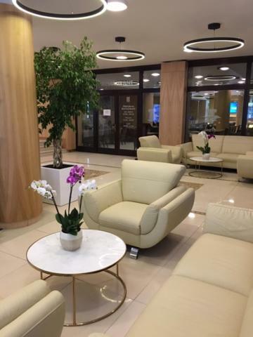 Hotel Tomis Мамая Екстериор снимка